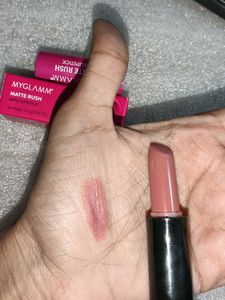 Myglamm Matte Rush-subtle In Santorini
