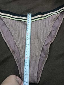 Ribbed Thong🖤 with Glitter Detail