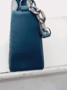 Stylish  Blue Hand Bag 👜