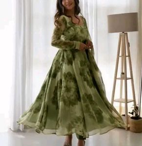 New Fashionable Women Gown