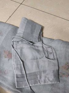 Eiffel Tower Saree