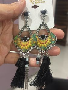 TASSLE EARRINGS