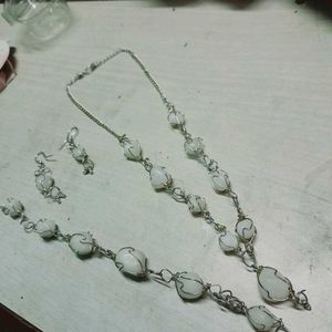 Quartz Drop Earrings