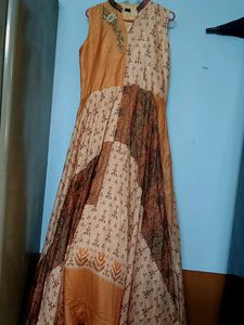Stylish Gown 🪙