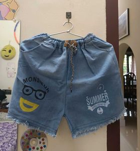 Light blue Cotton-Denim Shorts.