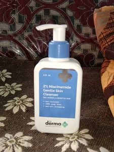 2% Niacinamide Gentle Skin Cleanser