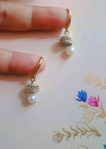 Dangling Pearl Earrings