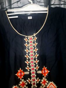🚨🚨SALE🔥 Embroidered Black Kurti