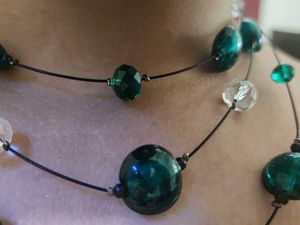 Emerald Green Bead Necklace with earrings Imported