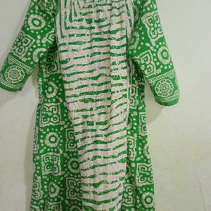 CHUDIDAR KURTA SET