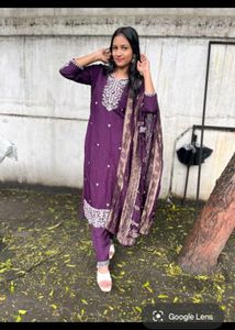 Elegant Purple suit pain with dupatta