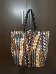 traditional design hand bag for women