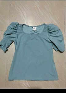 Girl&#39;s Top,