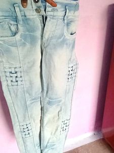 Jeans , Kurti, Sandal