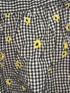 Gingham Crop Top with Daisies