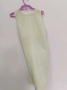 FULL SET CHIKAN KARI KURTA N LEGGING