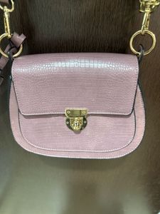 Van Heusen - Chic Crossbody sling Bag