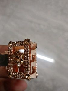 New 3 Piece Korean Pearl &amp; Embellished Hair Clips