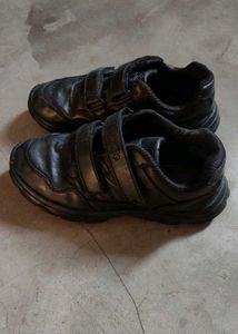 Unisex Black School Shoes