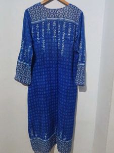 Sabhyata Kurta With Beads &amp; Sequins Embellishments