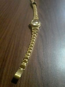 Vintage Gold Tone Ladies Watch Sonata Brand Offer