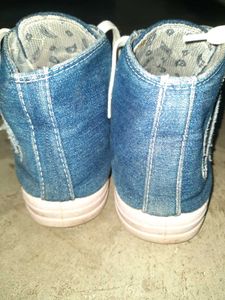 Asian Sneakers For Women
