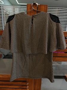 Cape Shoulder Black Top