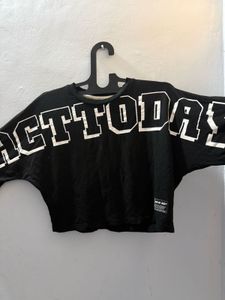 Black Graphic Print Tee(XS)