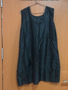 Abstract Print Dress with black inner sepratly