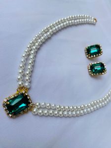 Handmade Necklace set(New)