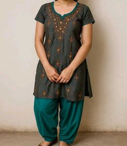 Green Embellished Kurti Set