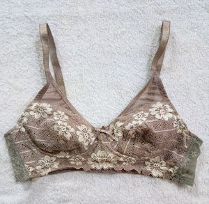 7 Combo Bra And Panty