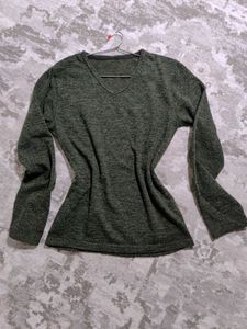 Olive Green Long Sleeve Top for styling streetwear