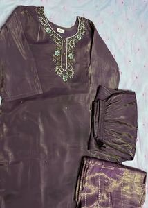 Embroidered Kurta Set With Linning