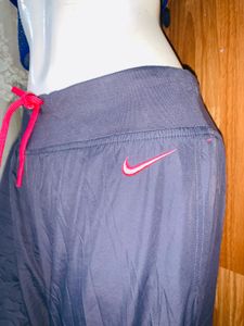 Beautiful Nike Jogger 5mar2