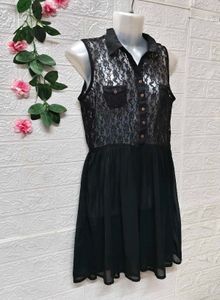 Size S/M/L 🎁Buy 2 Get 1 Free 🎁Lace Overlay Dress
