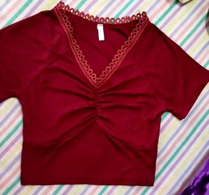 Stylish new ribbed crop top