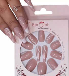 FRENCH NAILS