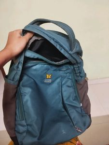 LIVIYA SCHOOL AND COLLEGE BAG