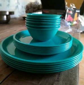 Vibrant Blue Dinnerware Set