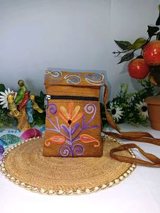 🪡Kashmiri Handcrafted Aari Embroidered Sling Bag