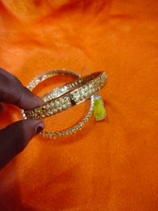 GOLD COVER BANGLE
