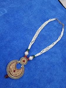 Elegant Beaded Necklace