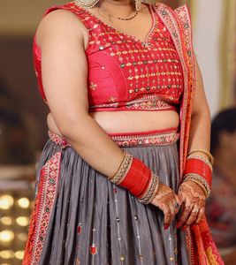 Elegant Grey &amp; Margenta Lehenga Choli