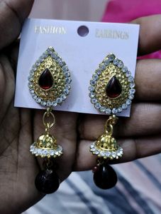 💥💥 GOLD &amp; RED EARRING💥💥