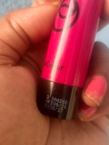 Oriflame Mini Matte Lipstick Shade Beauty Plum