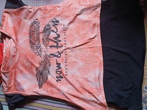 4 Tshirts