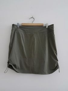 Olive Casual Skirt (Women&#39;s)