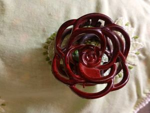 Plastic Rose Hair Claw Clip