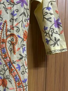 Embroidered Floral Kurti